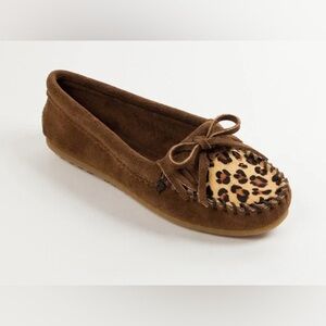Minnetonka Moccasin Leopard Kilty
